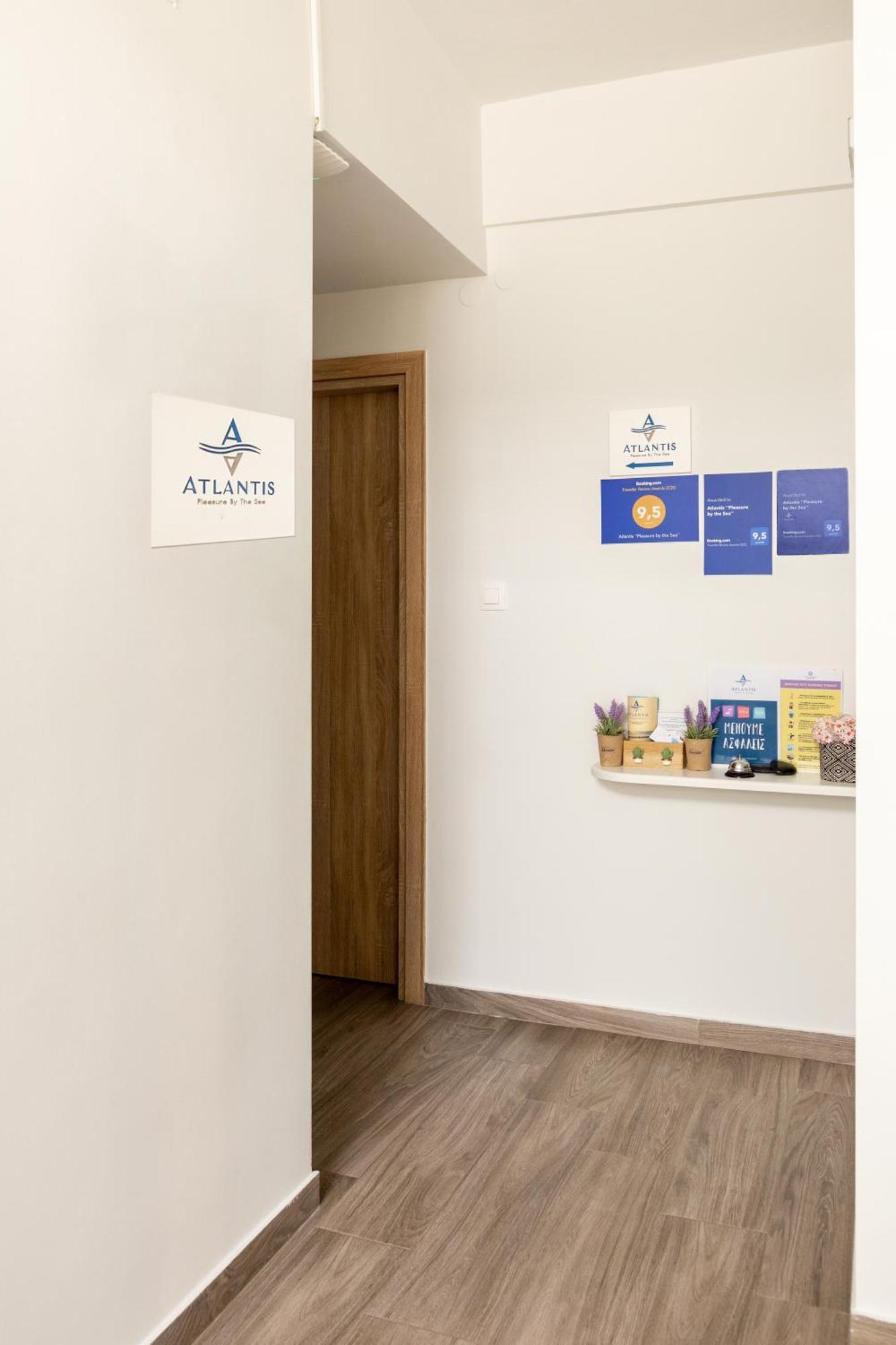 Atlantis "Pleasure By The Sea" Apartment Peraía Стая снимка