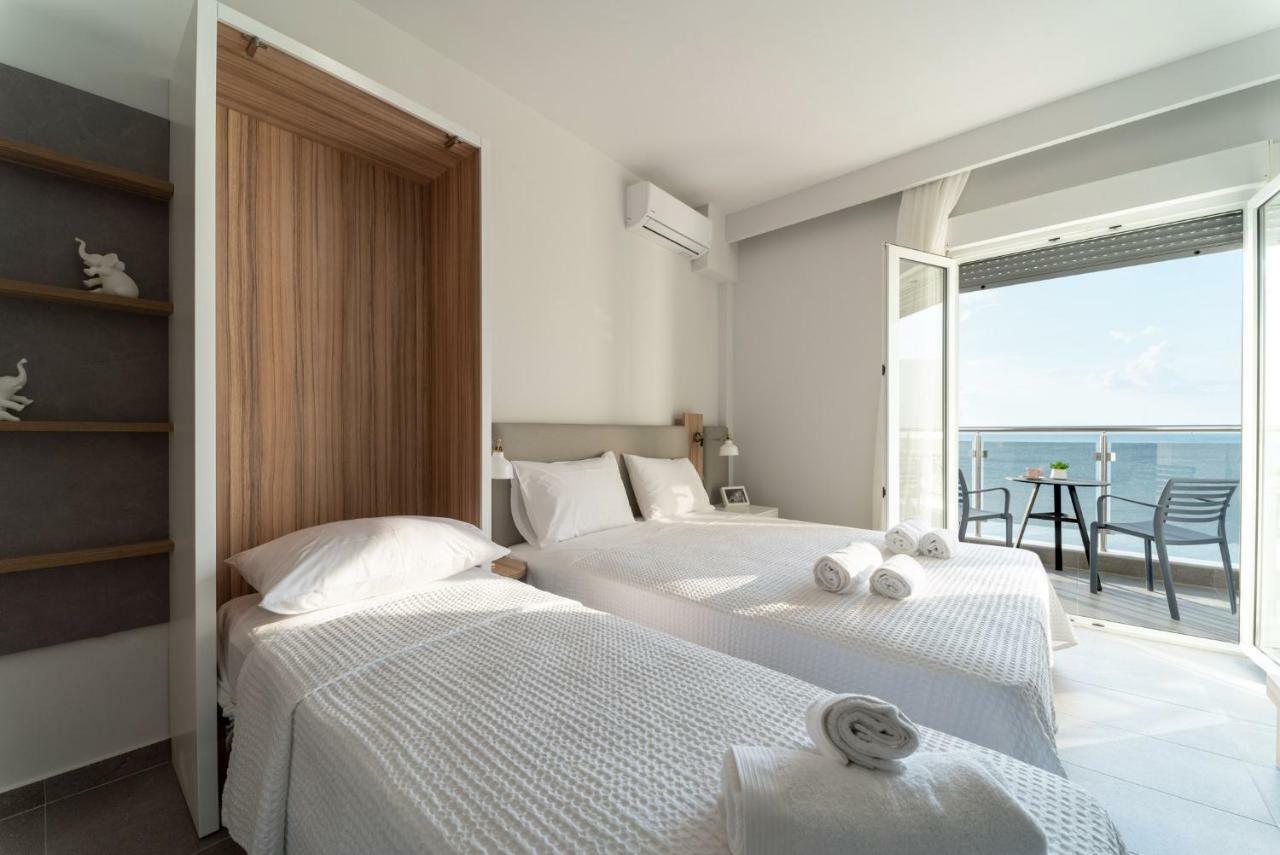 Atlantis "Pleasure By The Sea" Apartment Peraía Екстериор снимка