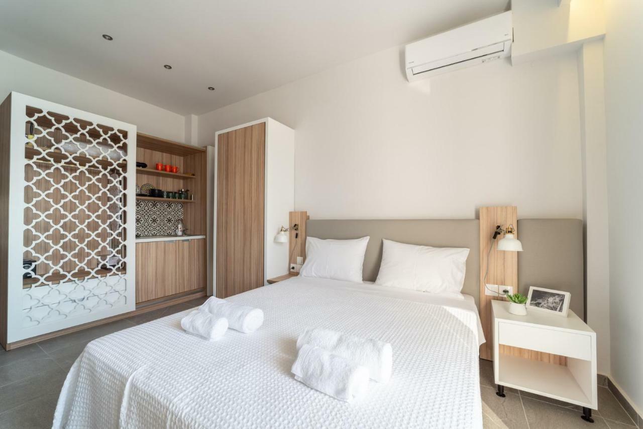 Atlantis "Pleasure By The Sea" Apartment Peraía Екстериор снимка